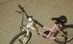 Predám ružový dievčenský bicykel